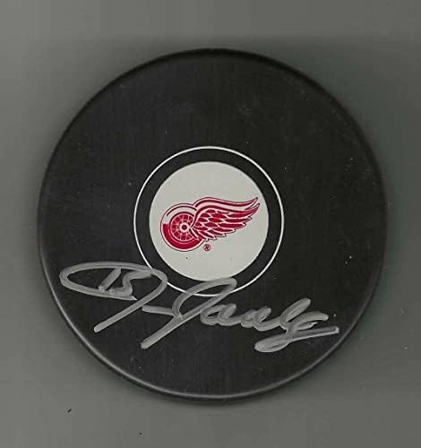 Jason Wooley Aláírt Detroit Red Wings Puck - Dedikált NHL Korong